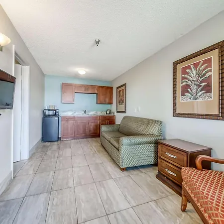 Rodeway Inn & Suites